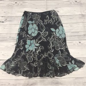 Easy 5th Floral Skirt